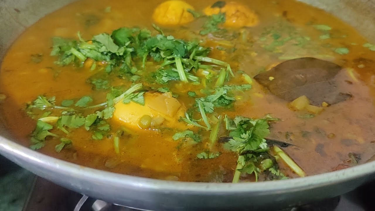 आ जाओ बनाते है , अण्डे की ऐसी सब्जी जो खाने में तो स्वादिष्ट है,और बनाने में और भी मजेदार है ।#tips