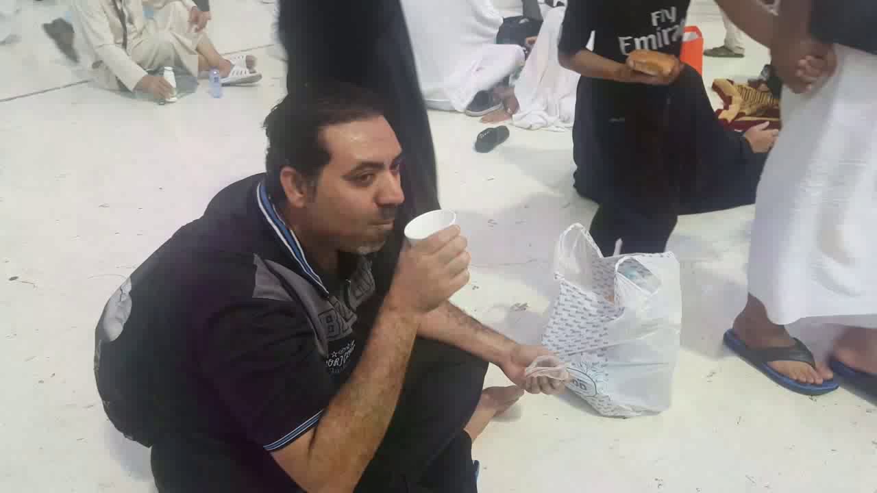 #فلوج يوم كامل من البيت للحرم فطرنا هناك وقضينا اليوم ورجعنا البيت بعد الفجر واتفاجئنا باللى حصل