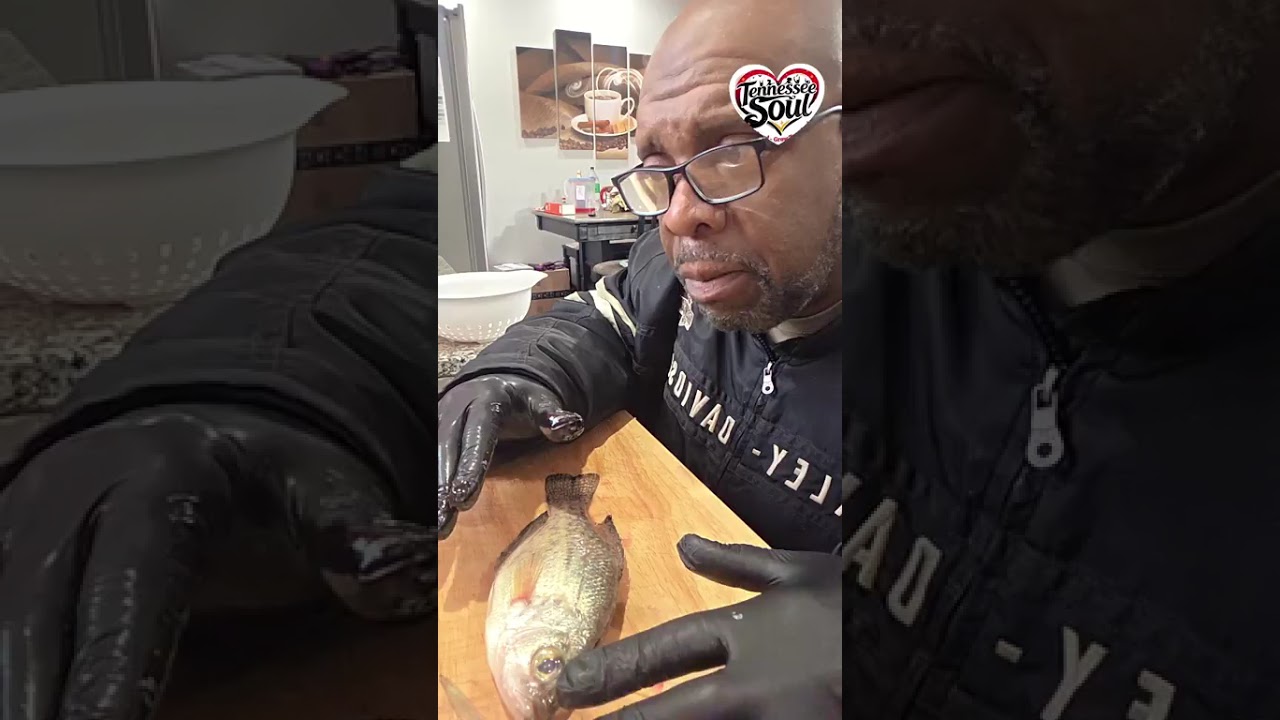 Big Lo fillet fresh caught crappie! Fish fry