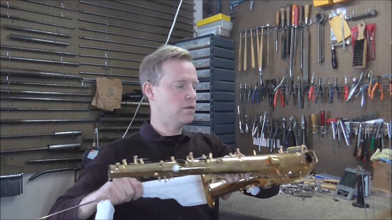 How To Thoroughly Clean A Saxophone