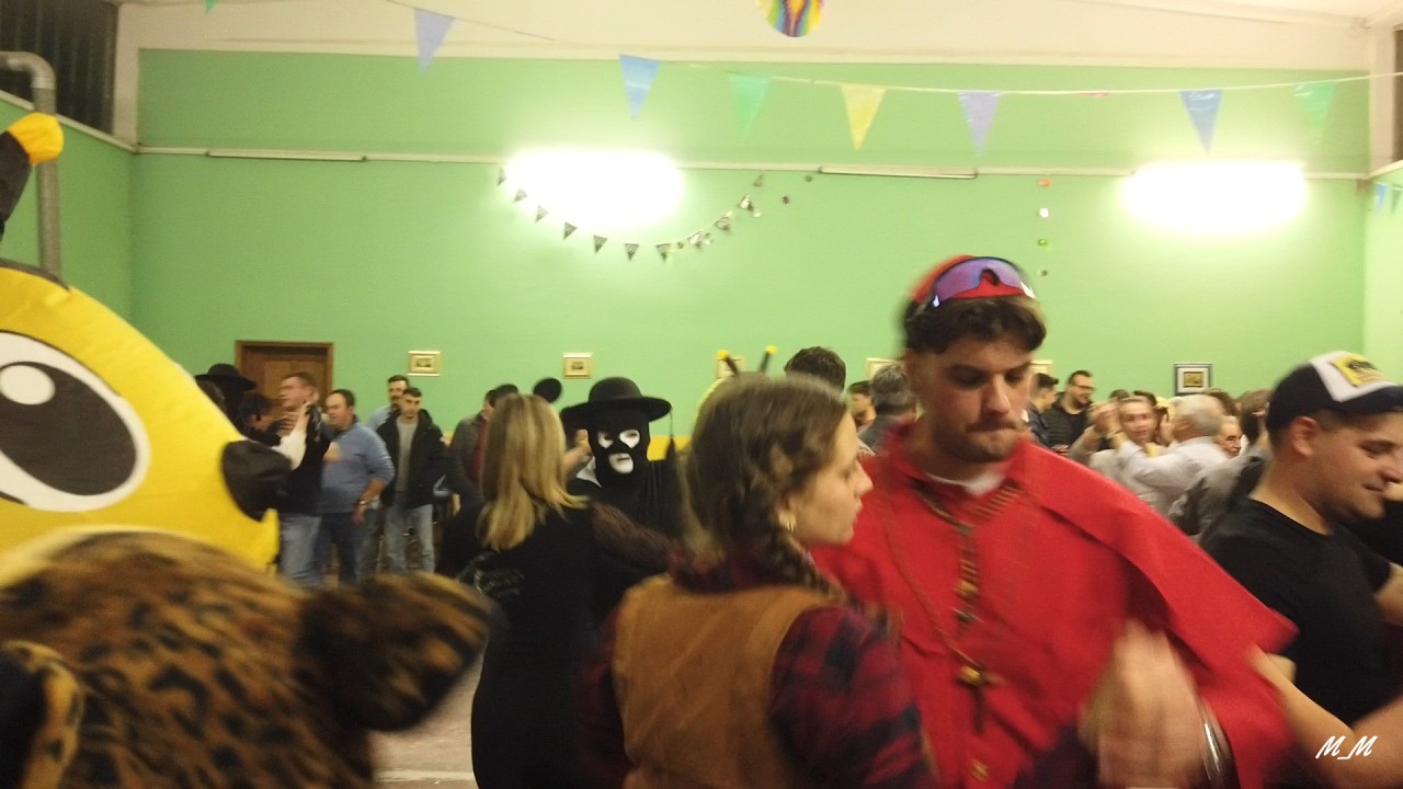 Ozzola comune di Marsaglia si balla con Kalle il martedi grasso di Carnevale