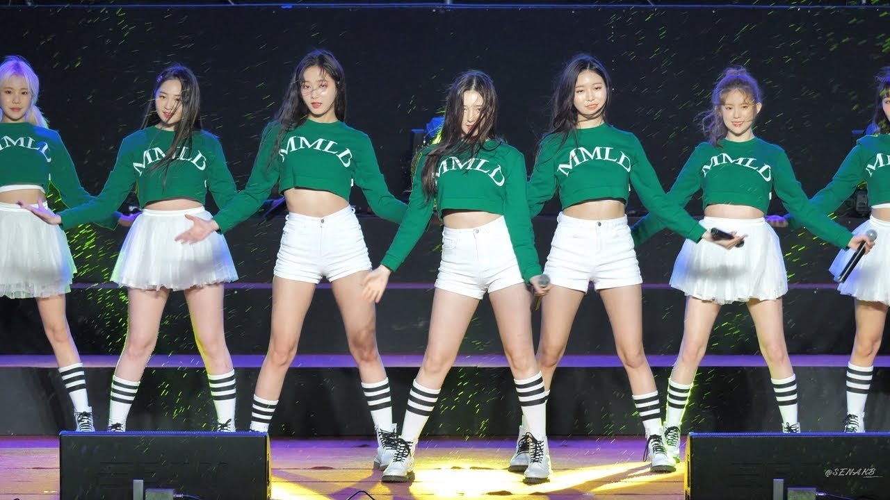 180404 모모랜드 (MOMOLAND) '어마어마해 (EDM Ver.)' 낸시 (Nancy) Focus 4K 60p Fancam [직캠] by Sena @논산딸기축제