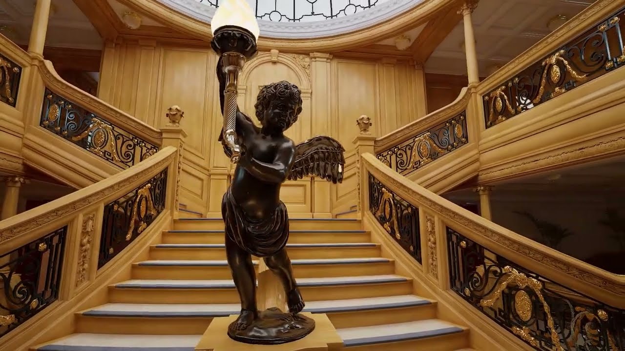 Titanic's Grand Staircase's & 1st Class Dining Saloon - Titanic: Honor and Glory - Demo 401 v2.0