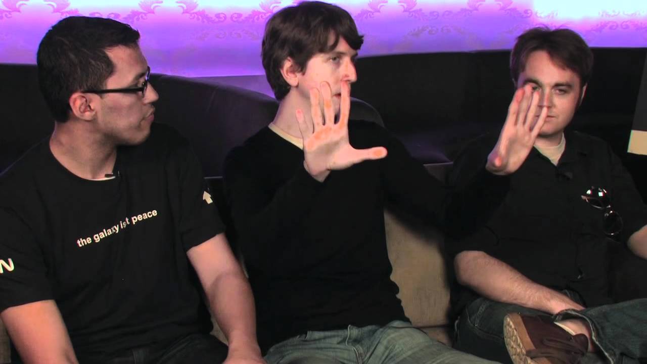 1UP Live at Club Nokia - The Press Conferences