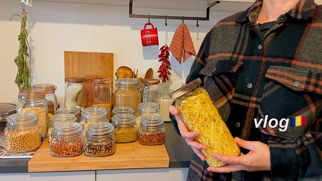 Life of a Romanian: Pantry Makeover | Banana Desert, Egg Bread, Fried Sardines + Warm Roasty Salad 