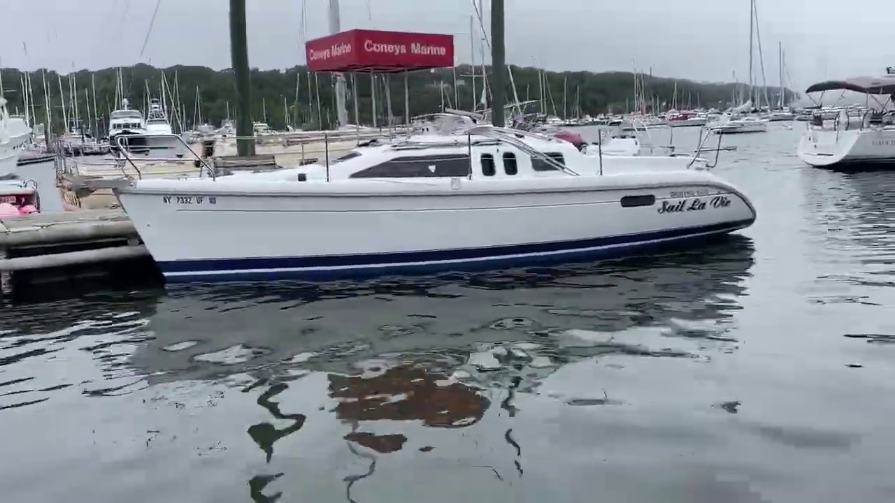 Launching of the Hunter 29.5