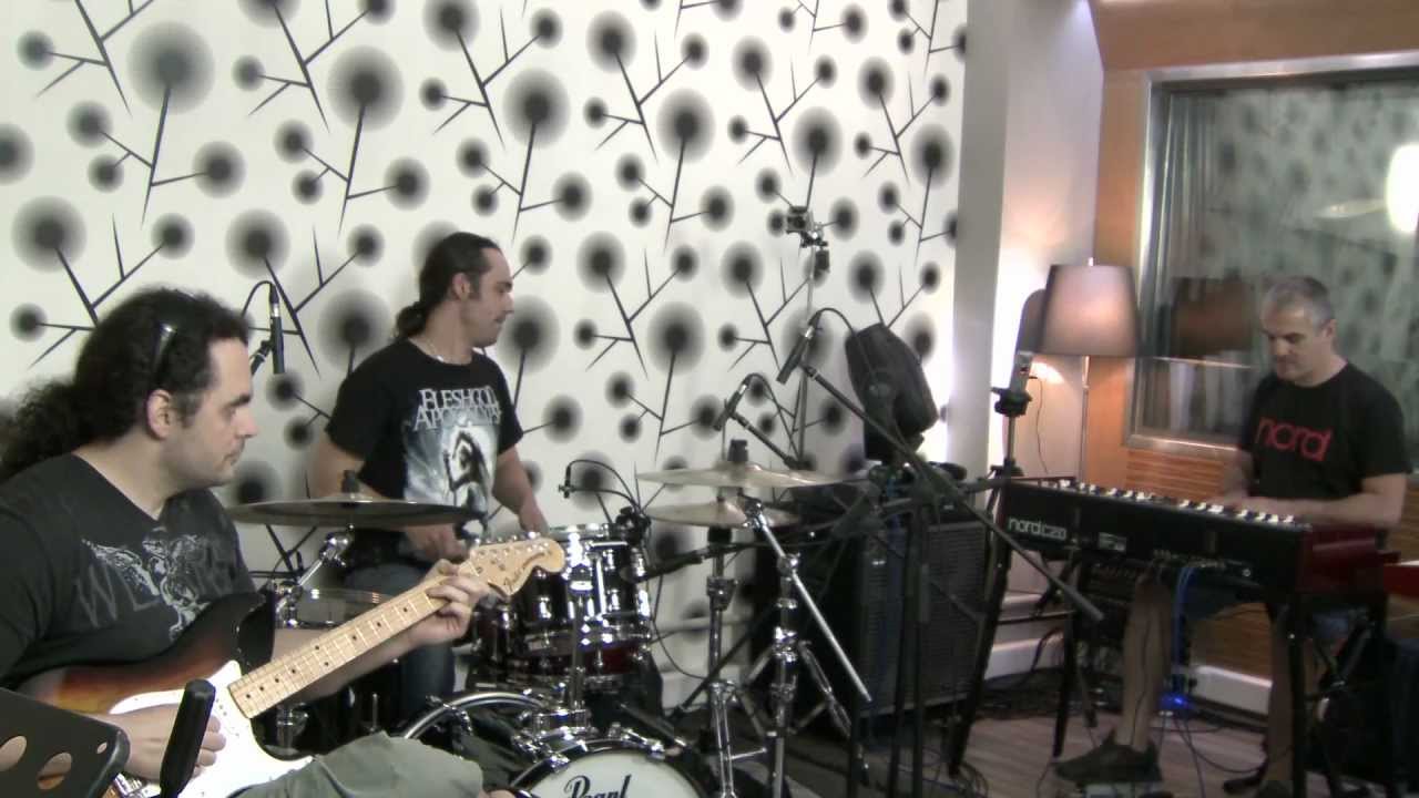 George Kollias - Burn Out (A.Papastamatakis)