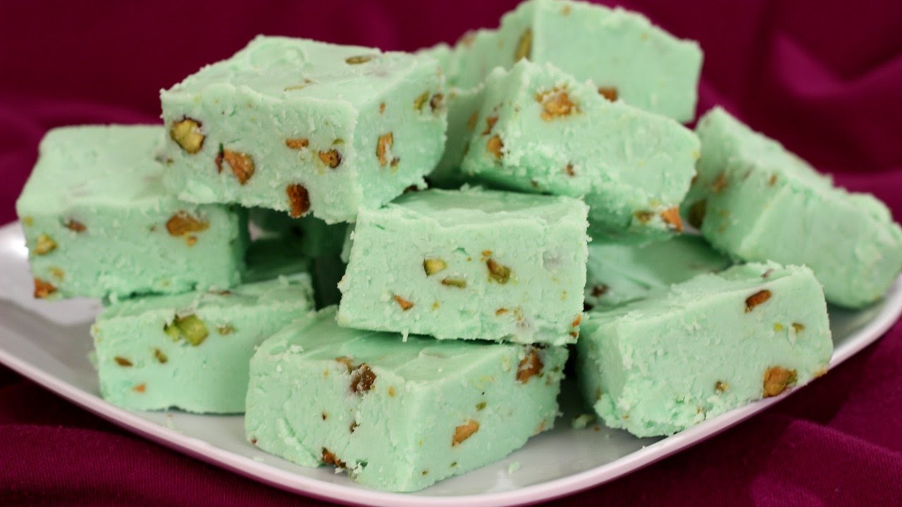 Pistachio Fudge Recipe - Amy Lynn's Kitchen