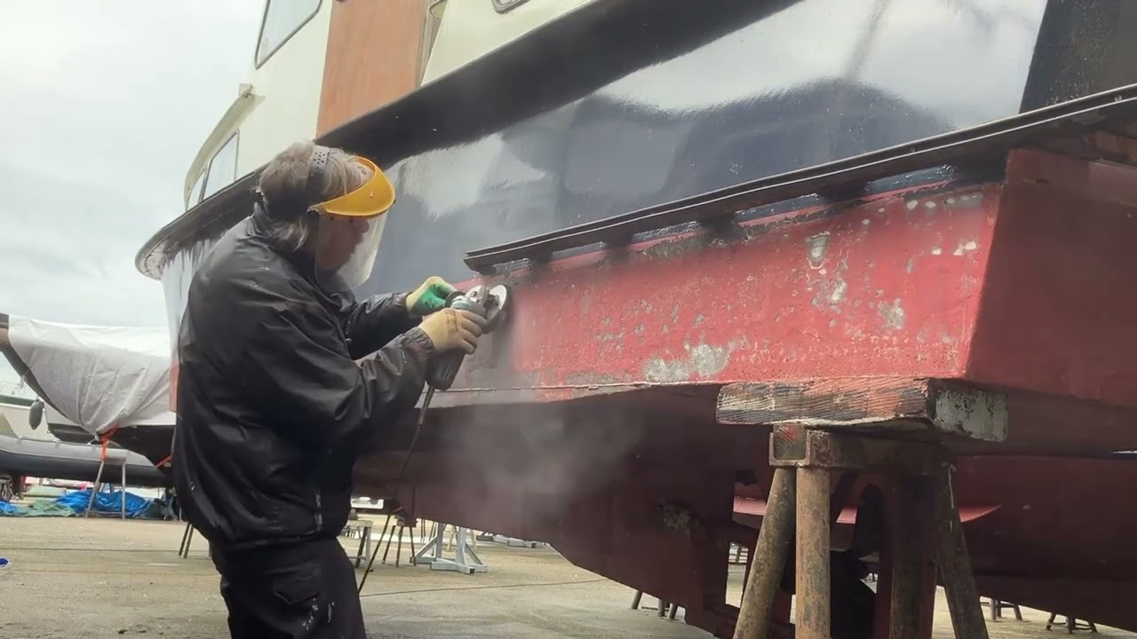 Boot opknappen dag 1  #boat #boatmaintenance