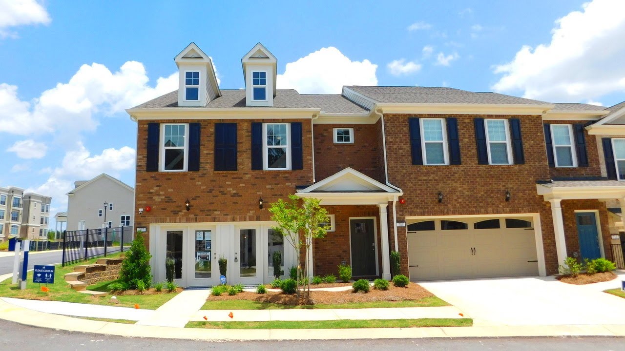 INSIDE A DECORATED MODEL TOWNHOME N. OF ATLANTA