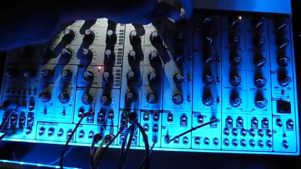 Cwejman S1 standalone series #3 *dry acid bassline in 7/8*