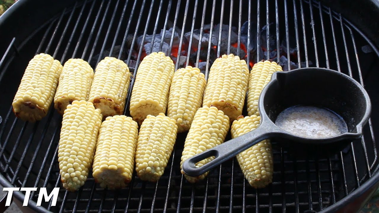 Лучшая кукуруза для барбекю, которую я когда-либо готовил на гриле Weber Kettle.