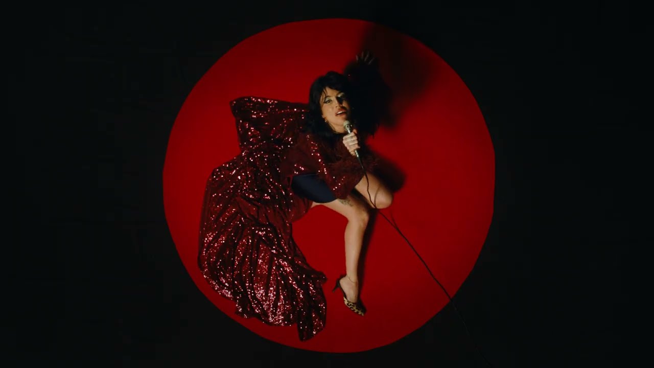 Valentina Moreno - TIRARME X LA VENTANA (Video oficial)