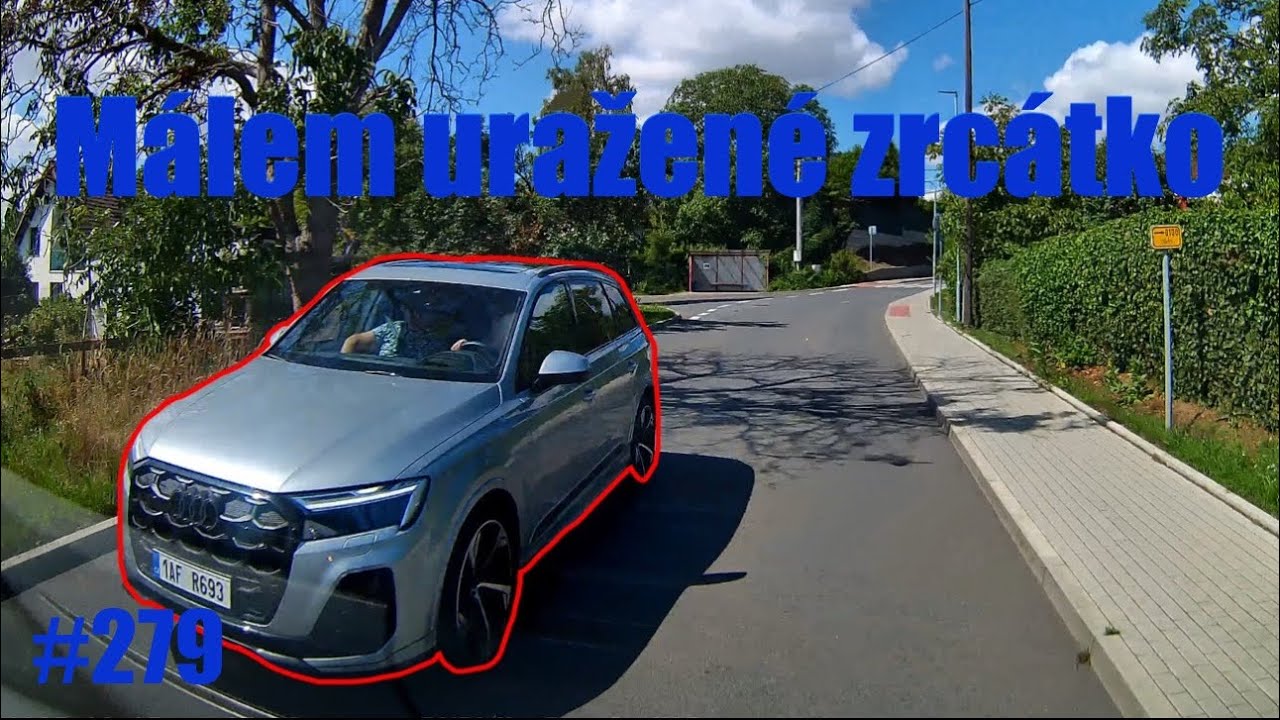 Málem uražené zrcátko, v Praze jedině na červenou, troubí na mě, atd. Dashcam kompilace #279