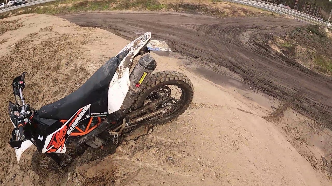 unterwegs mit den Panzern 🤪 -KTM 690 Enduro R-LC4-