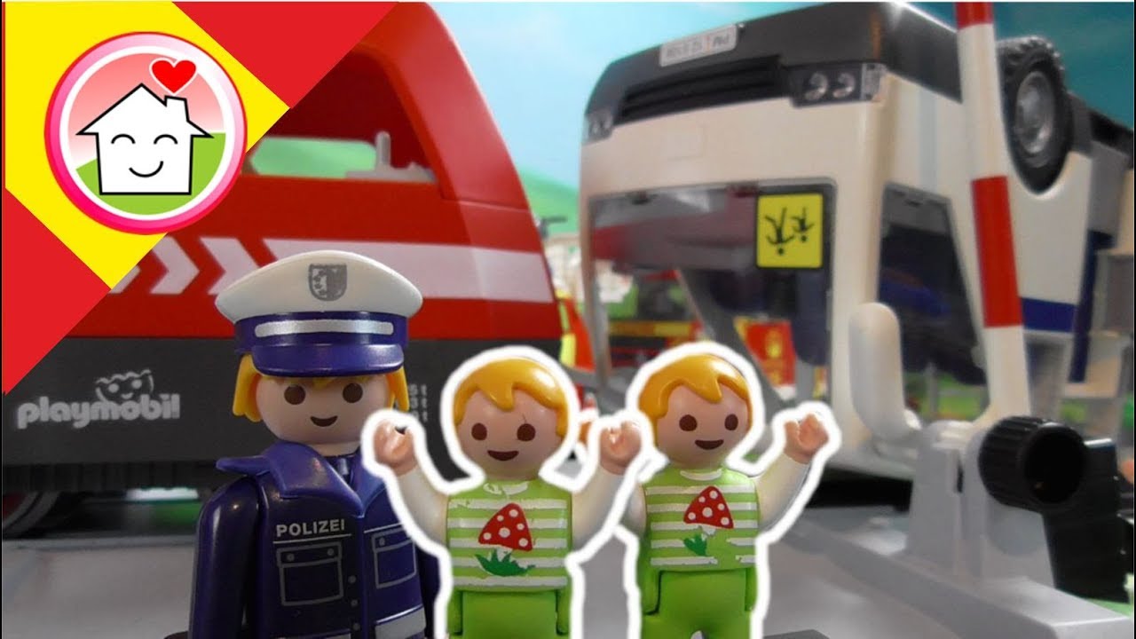 Playmobil en español Accidente de Tren - La Familia Hauser
