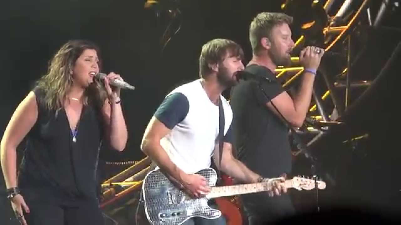 Lady Antebellum - Bartender - Atlanta, GA 7/18/15