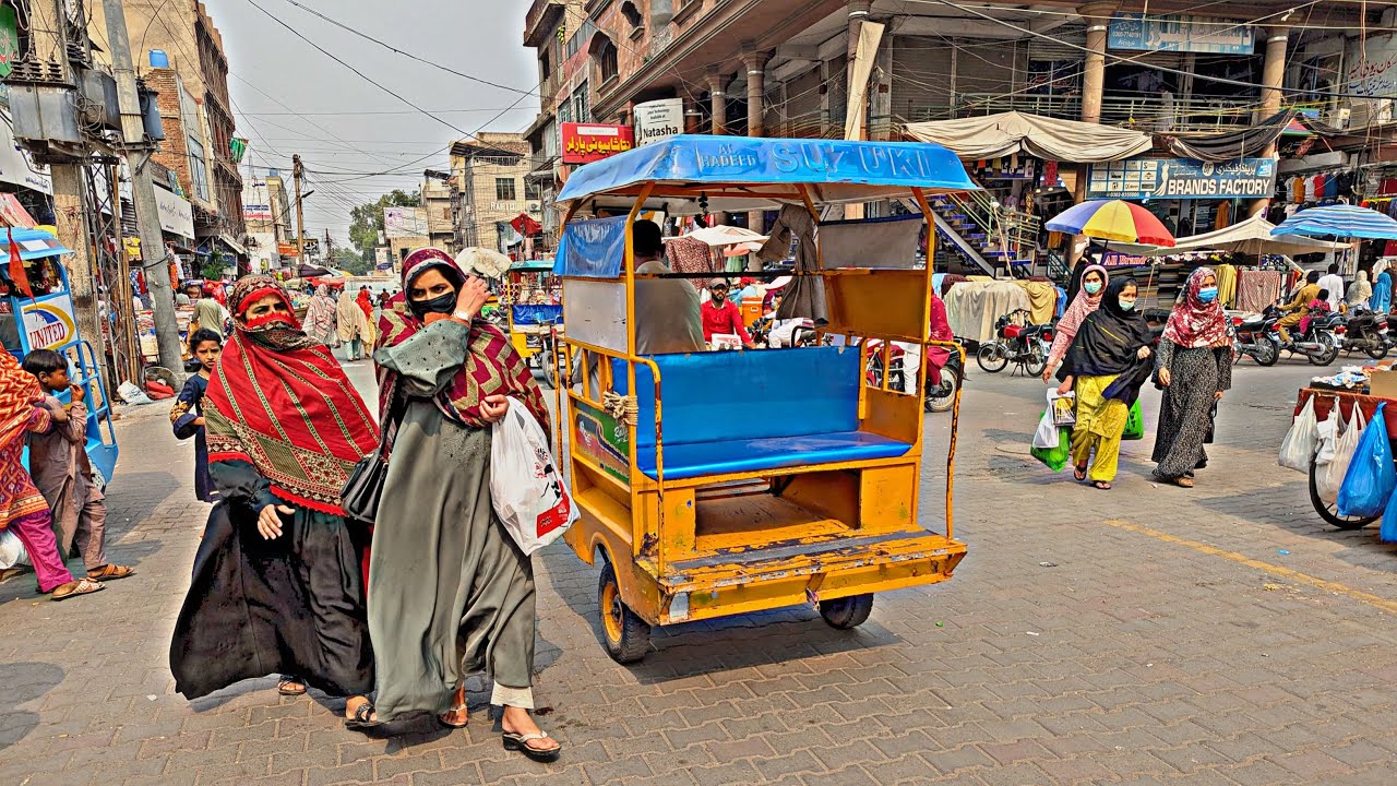 🇵🇰Bhalwal Punjab The City Of Manchaster Waking Toure Captoin