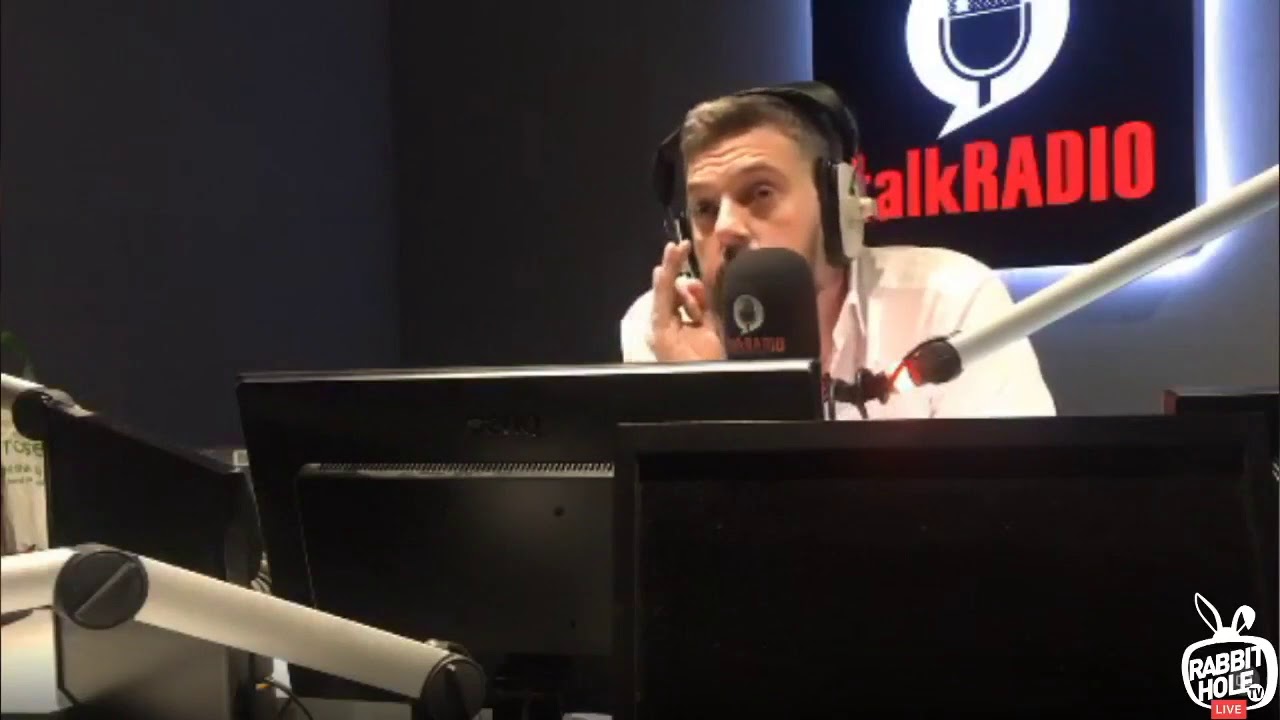 Iain Lee's Blazing Row with Caller Over Nasty E-mail's