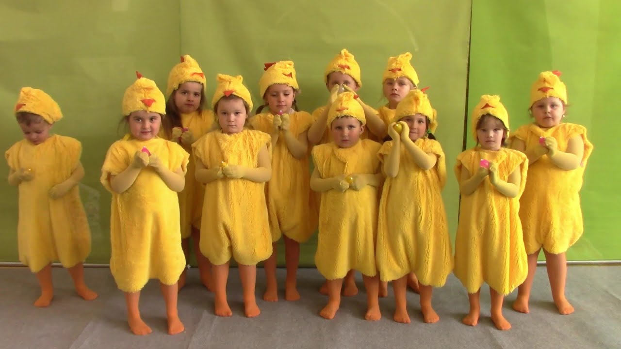 Taniec kurcząt w skorupkach