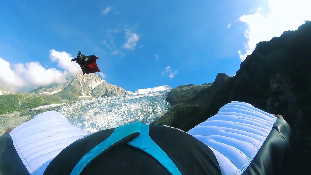 Wingsuit Flying Augille du Midi Chamonix