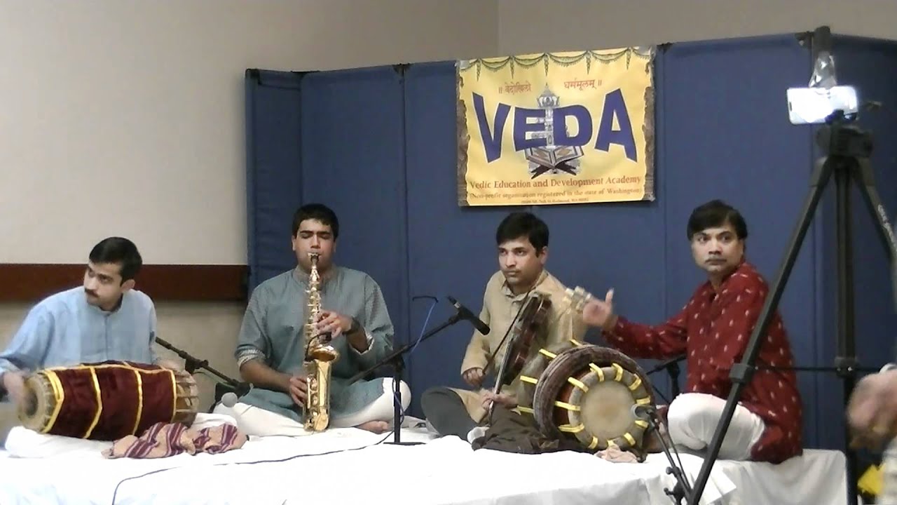 20120331-VEDA-Ramanavami-SaxophoneConcert-04-KrishnaNeeBegane