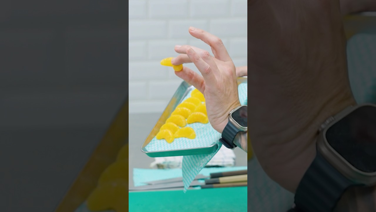 How to peel mandarins like a master chef