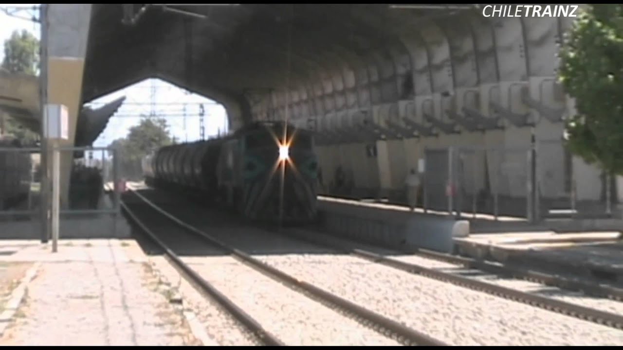 Locomotora E-3227 al mando del X-3 por Rancagua