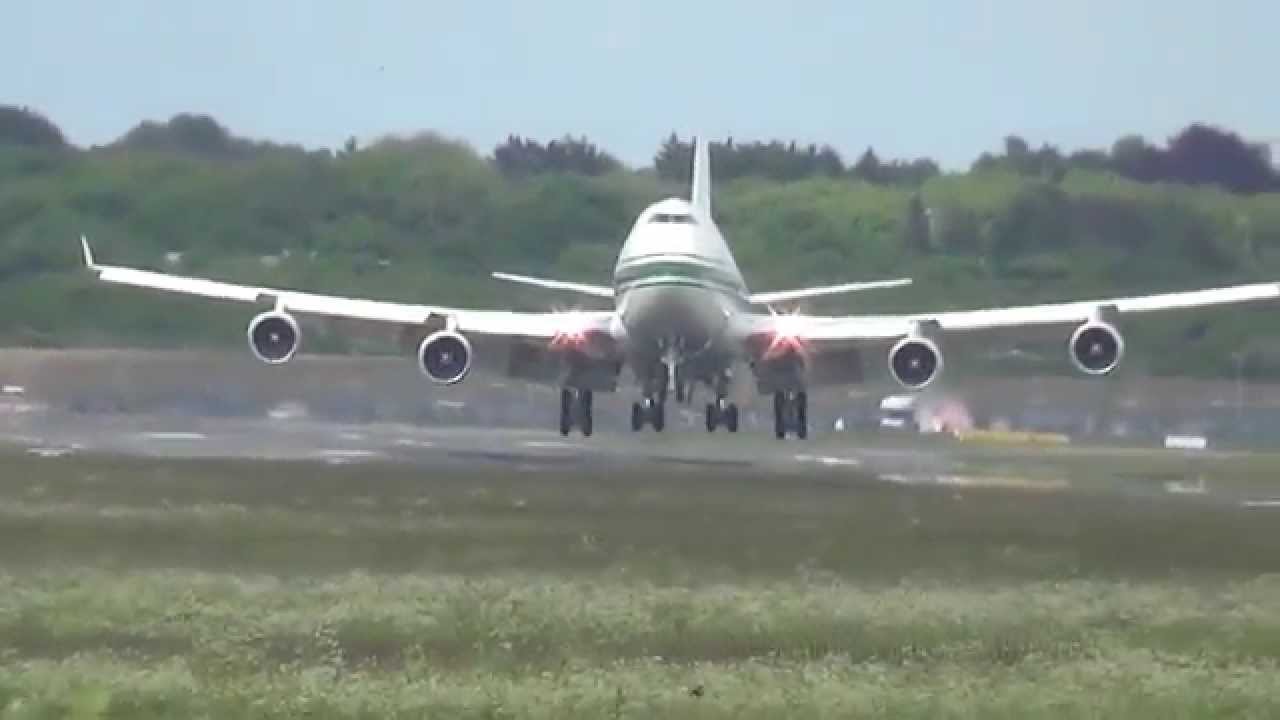 Prince Alwaleed Bin Talal Boeing B747 | KINGDOM HOLDING [HZ-WBT7] | Landing @ Hamburg Airport