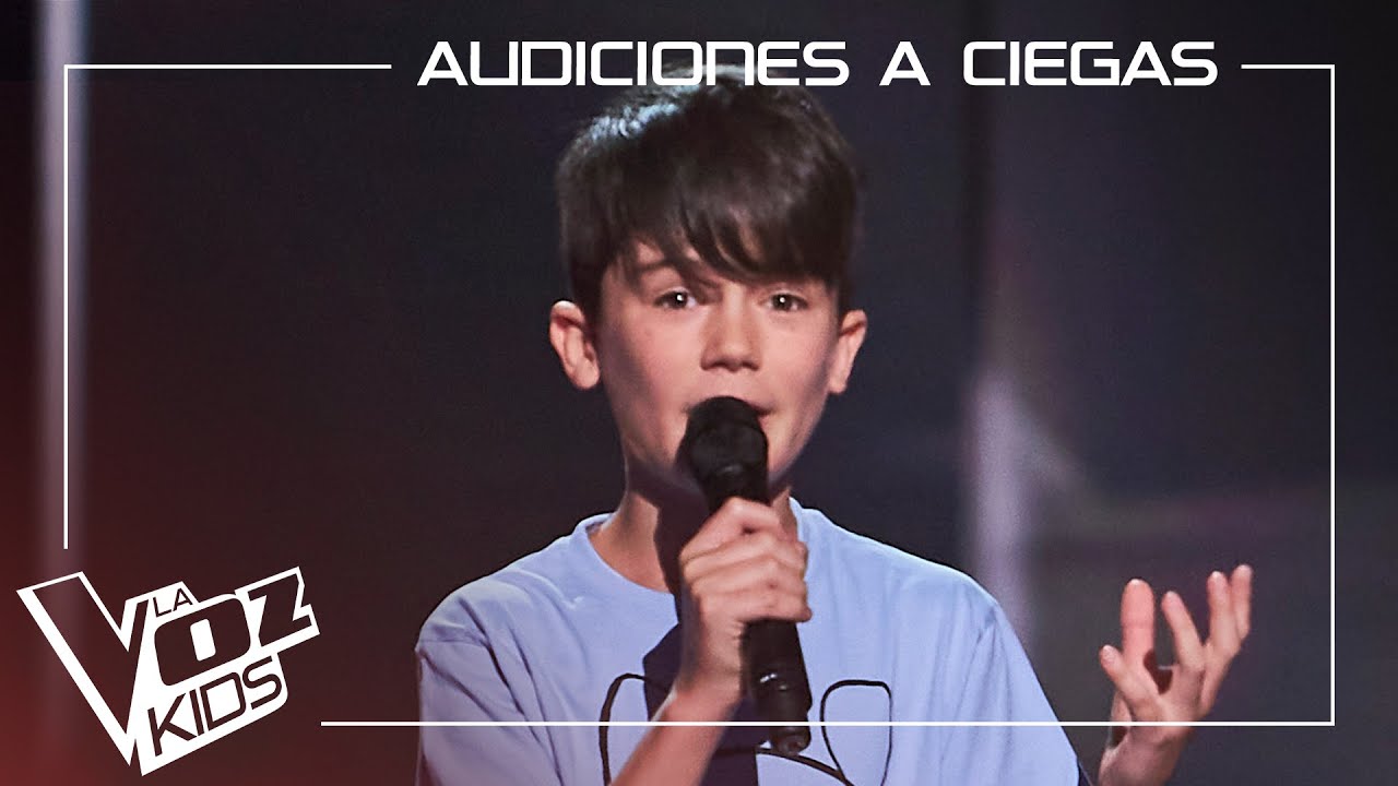Luis Rodríguez canta 