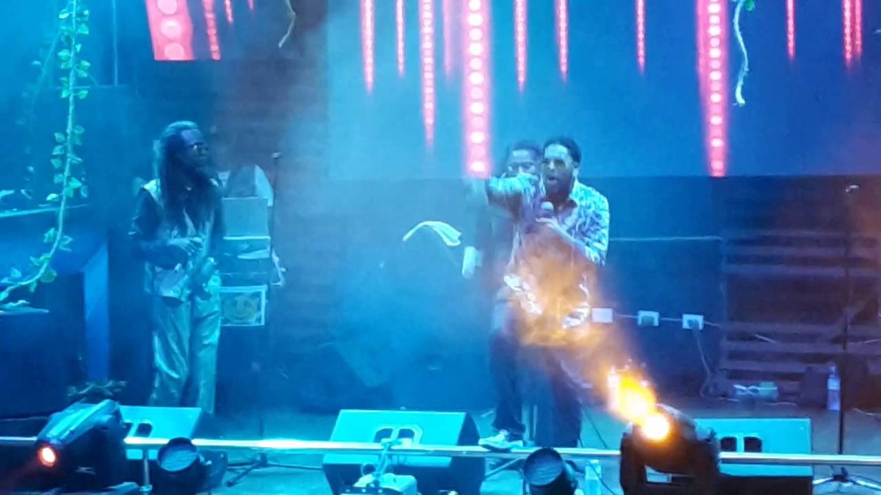 Loft. Hold on . Peru  2016. 1