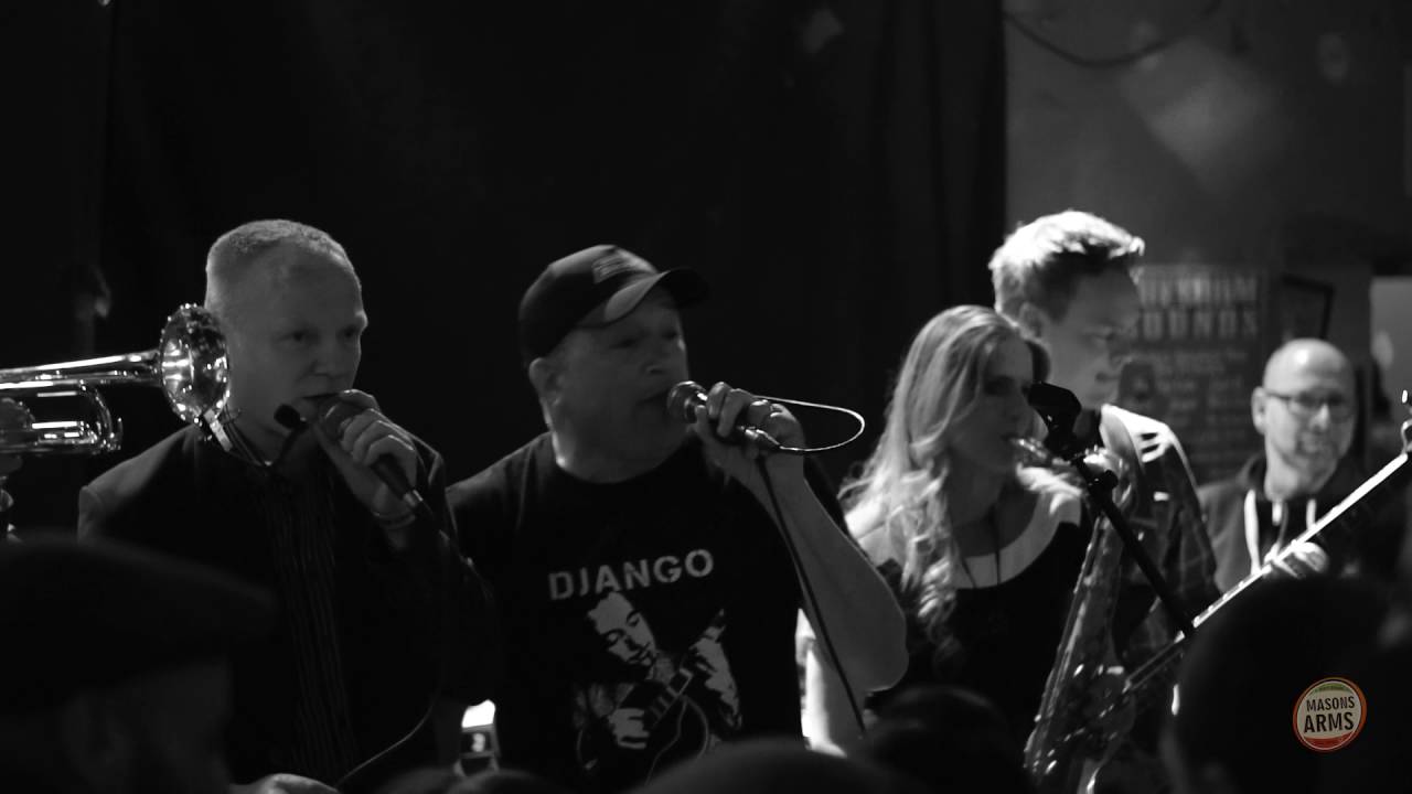 Masons Arms feat. Mick Clare & Joe Scholes - 