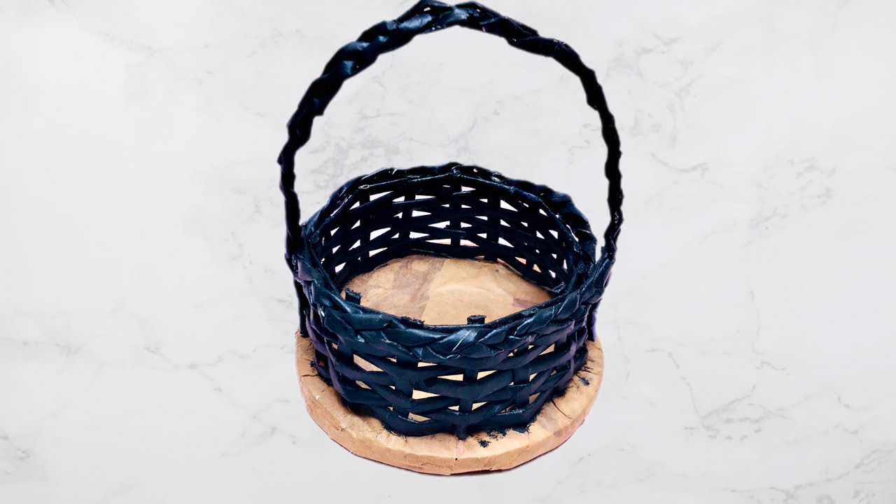 Paper bucket craft|| easy newspaper craft
