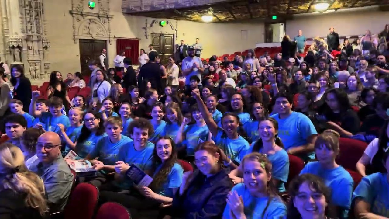 Sara Bareilles Awards in SF at The Orpheum waiting to perform a part of Shrek- HHS: 5/18/25