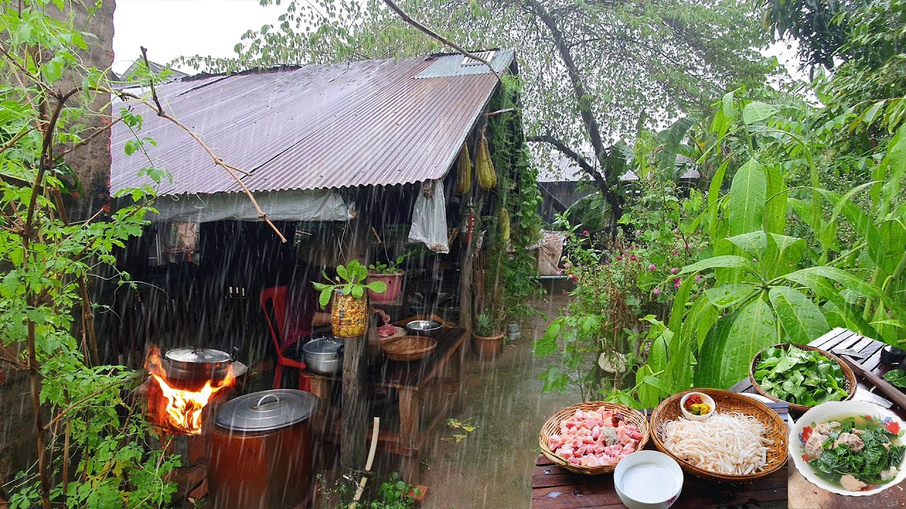 Country Life on a Rainy Day | Outdoor Cooking & Real Village Living