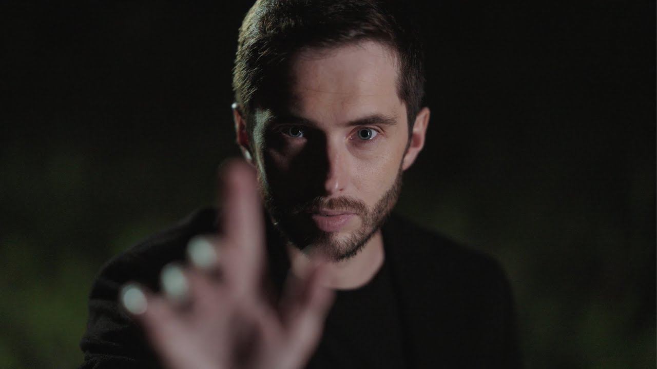 Alexis Carlier - Un instant (Clip officiel)