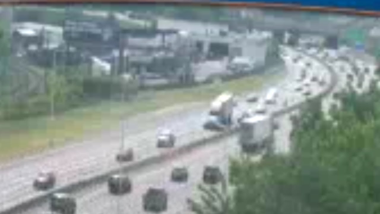Idiot Tries To Cutoff Tractor Trailer, Ends Up Stuck To Its Grill Instead In Richmond, VA