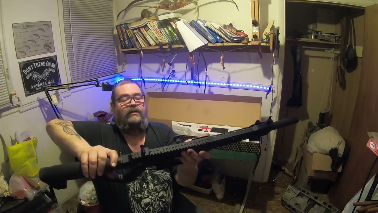 ROCK ISLAND VR80 UNBOXING