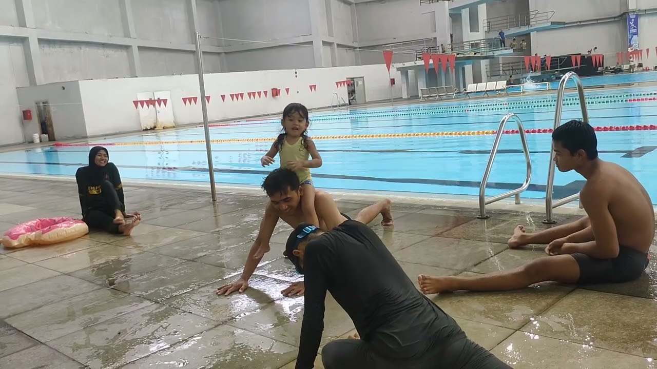 Stretching after swimming 
