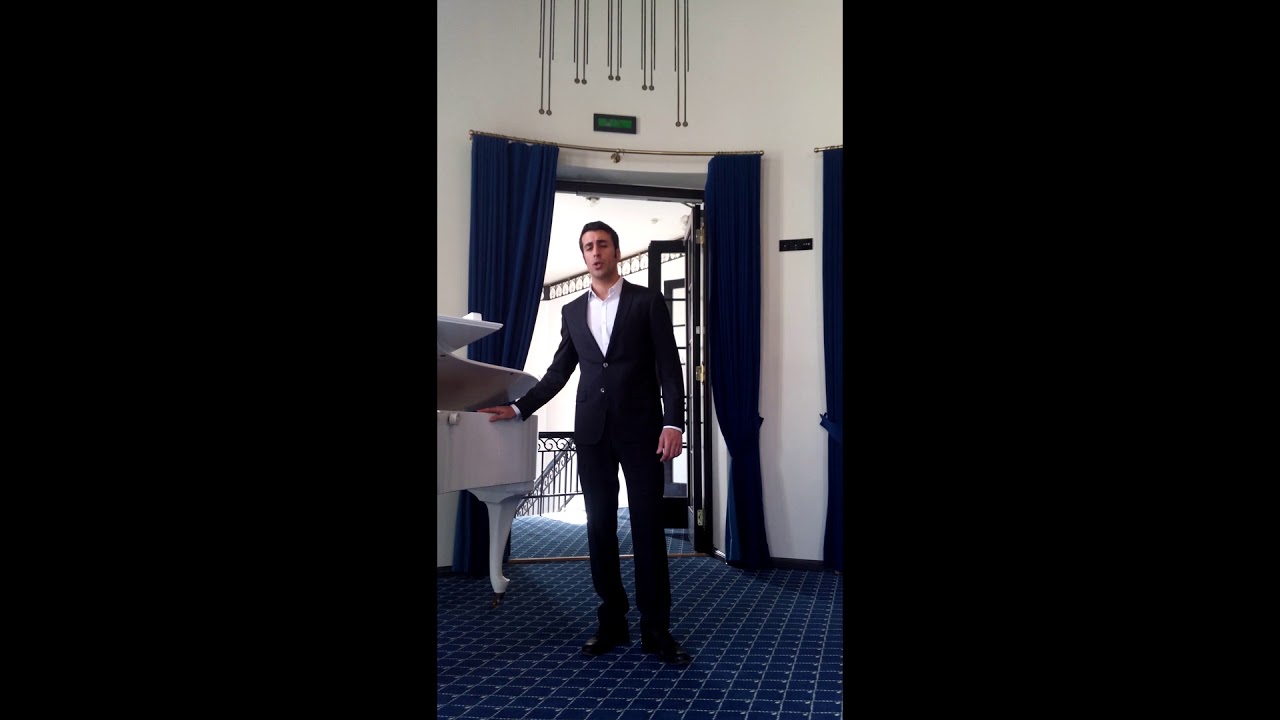 Germ&aacute;n Gholami singing Bach-Gounod 
