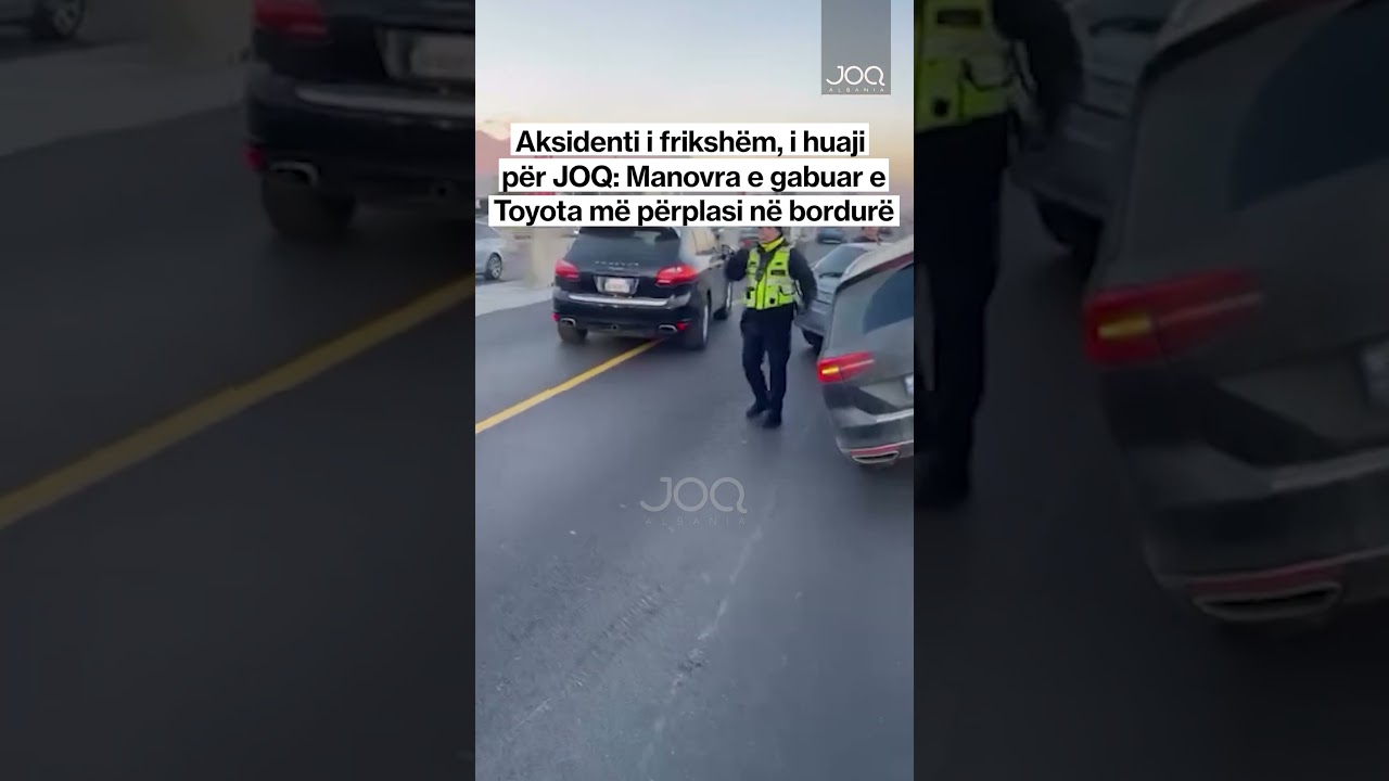 Aksidenti i friksh&euml;m, i huaji p&euml;r JOQ: Manovra e gabuar e Toyota m&euml; p&euml;rplasi n&euml; bordur&euml;