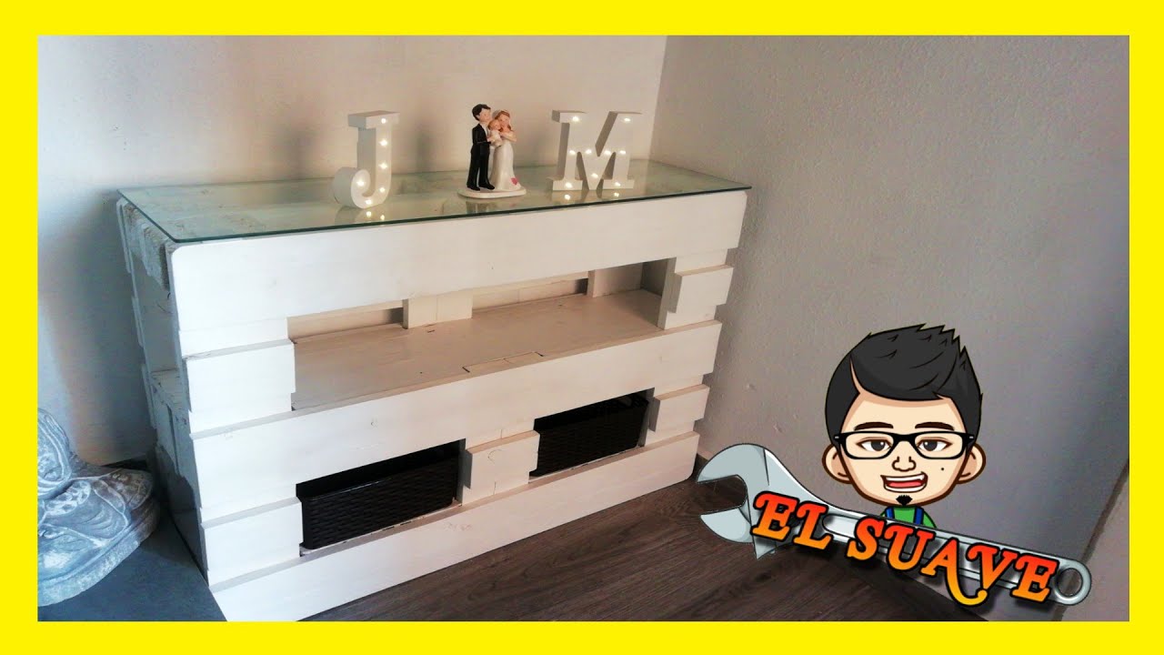 HAZTE TU MUEBLE RECIBIDOR CON PALETS