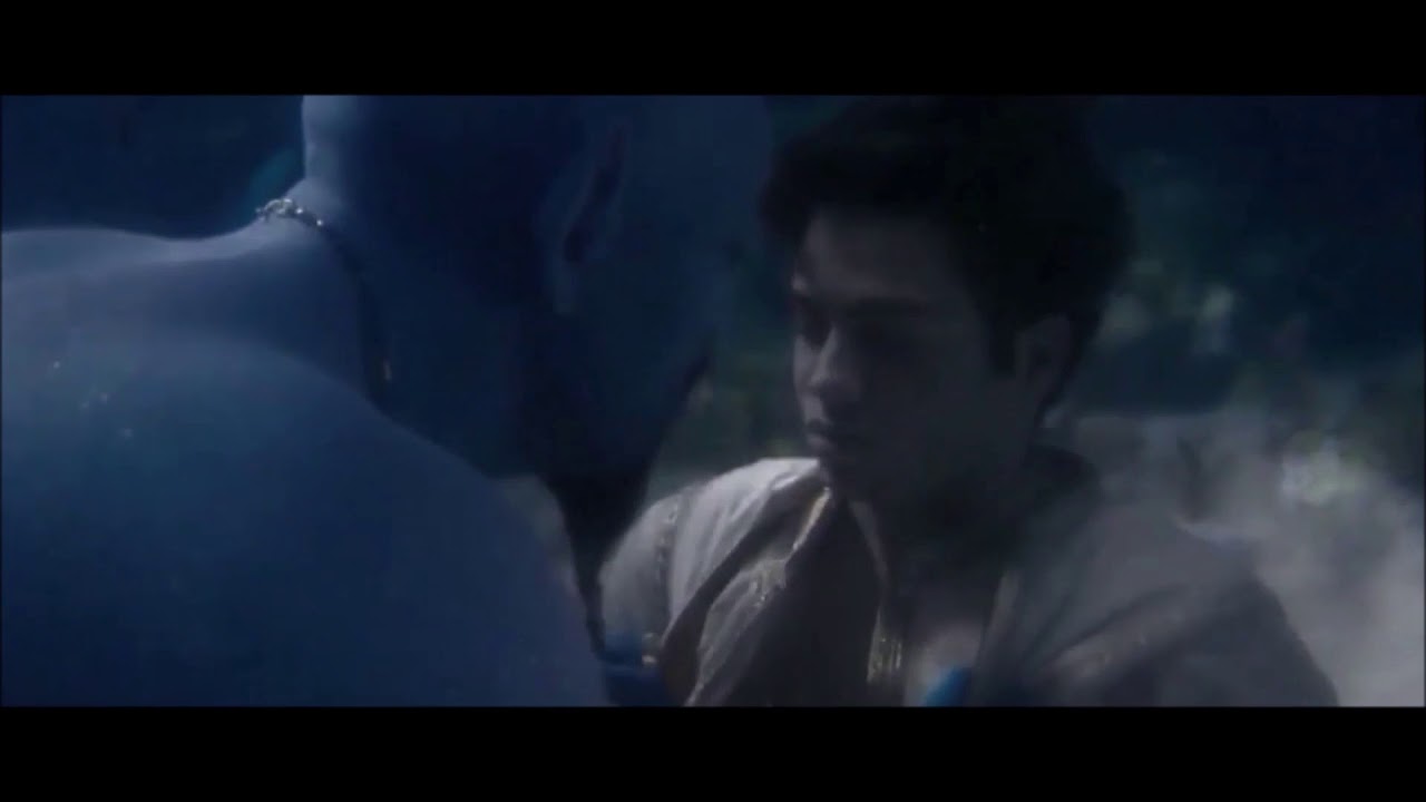 Genio salva a Aladdin del agua