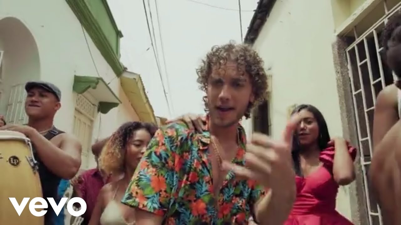 Charly Flow - Reflejó (Official Music Video) | La Reina del Flow