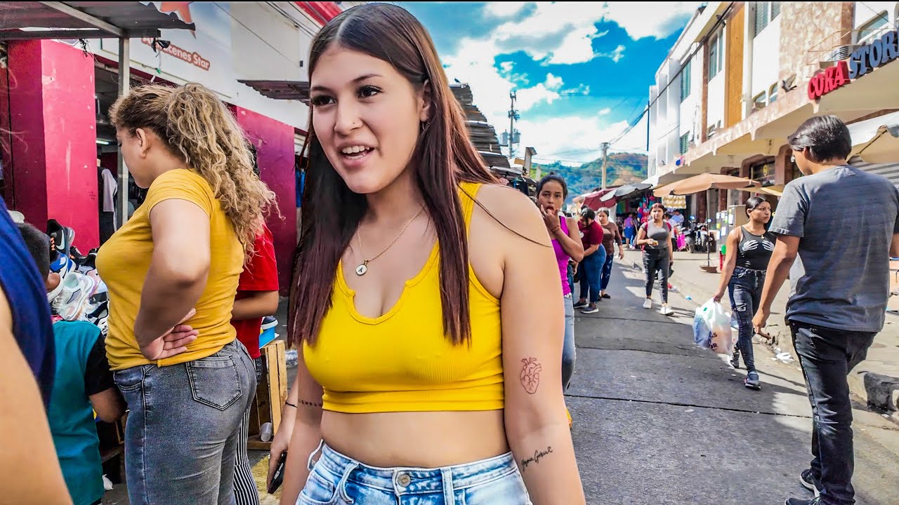 El Salvador | Aun caminando por el Mercado central de Santa Ana 🇸🇻