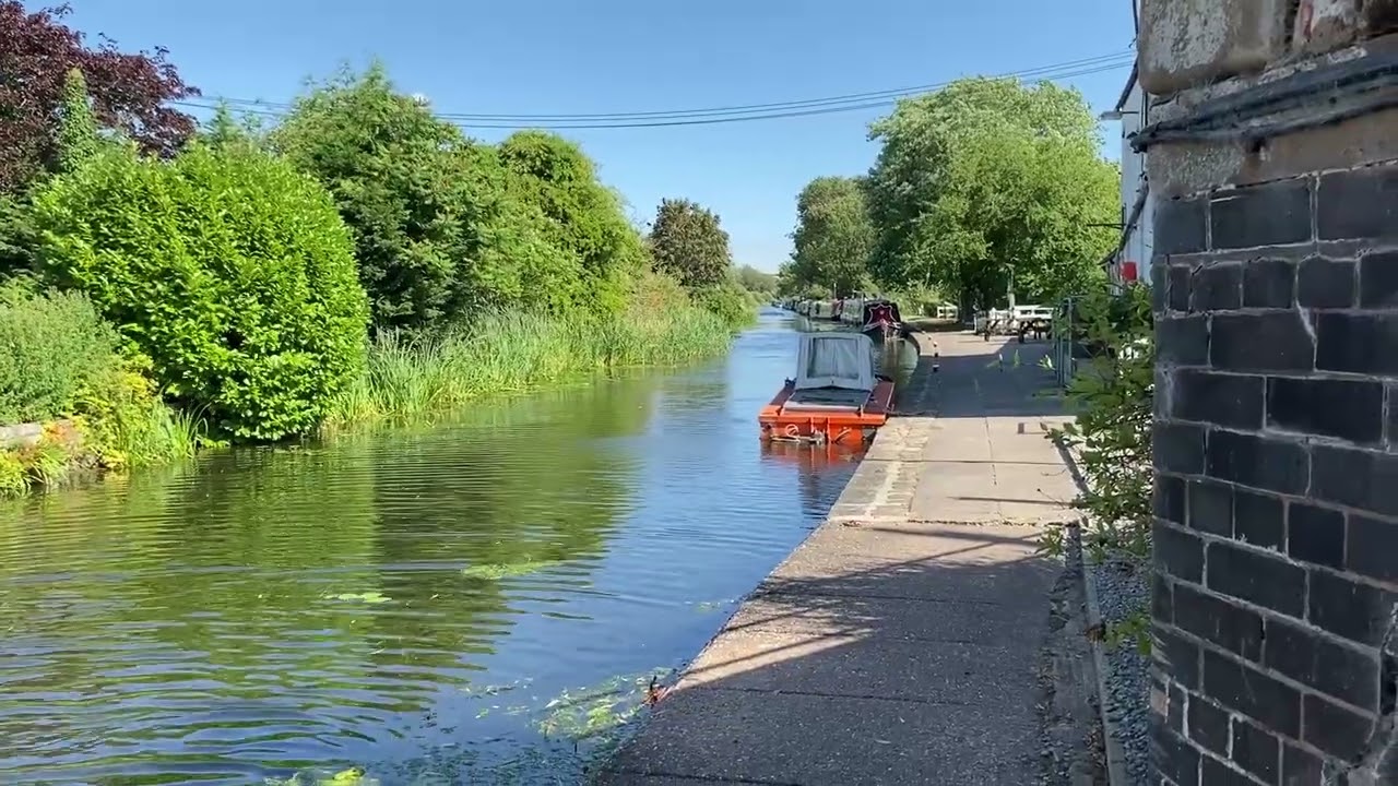 Canal stroll at Clayworth