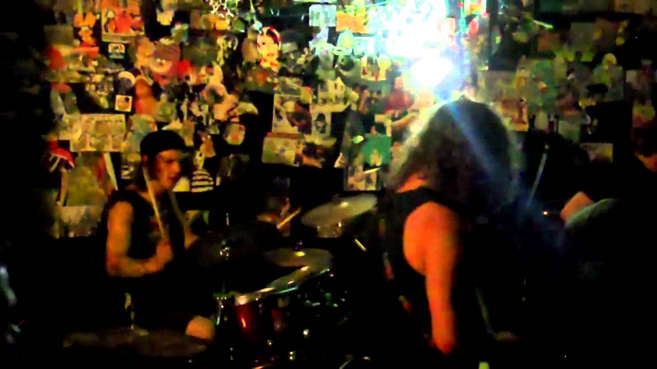 ThrashHead - Road Kill Carnivore