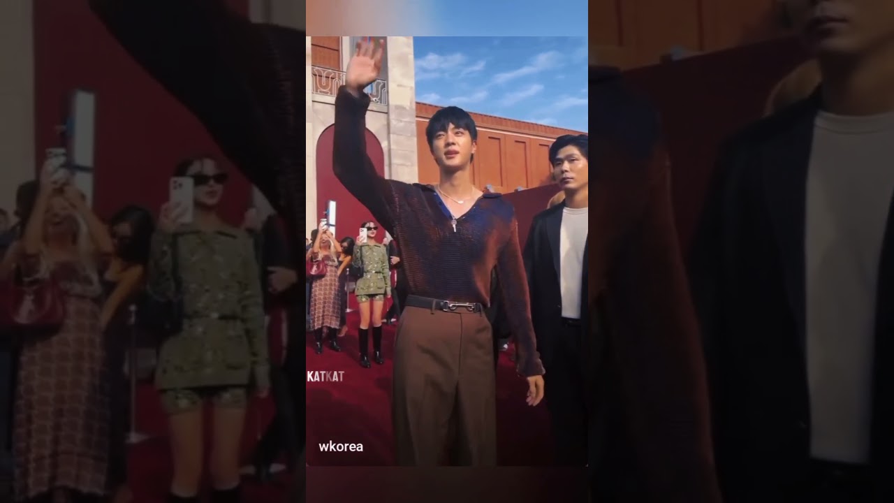 BTS Jin's Viral Red Carpet Moment at Milan Fashion Week! 2024✨#kimseokjin #milanfashionweek #wwhjin