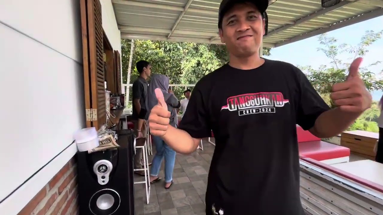 Kepompong Seaview Banyuwangi #banyuwangi #cafeestetik #kulinerindonesia