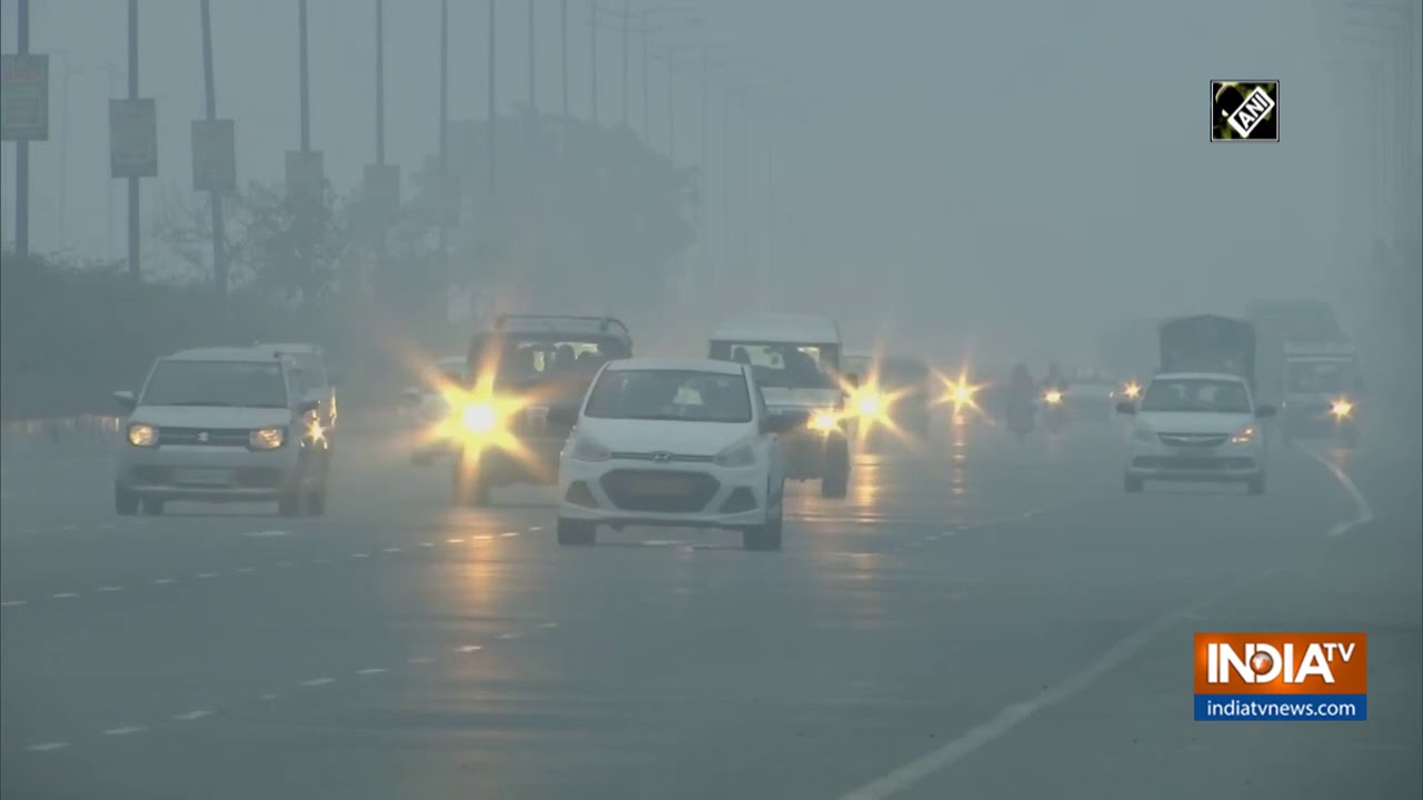 Delhi's air quality turns 'very poor' as AQI rises to 301